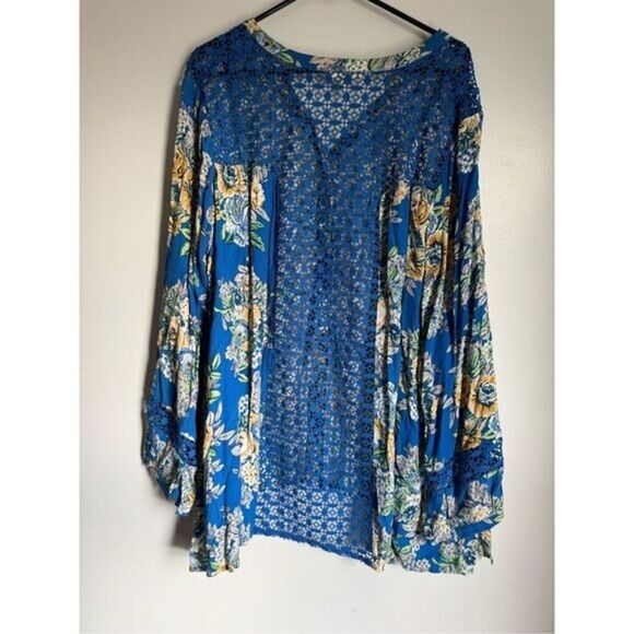 NEW ODDY blue floral crochet button front flowy tunic top sz 3X boho cottage lac - Picture 6 of 11